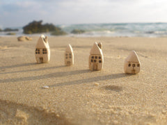 A set of tiny ceramic rustic beach cottage - miniature houses Home decoration Collection Little houses Miniature sculpture - Ceramics By Orly
 - 3