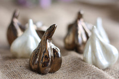 Ceramic decoration – Sculptured garlic for the home and garden - Ceramics By Orly
 - 3