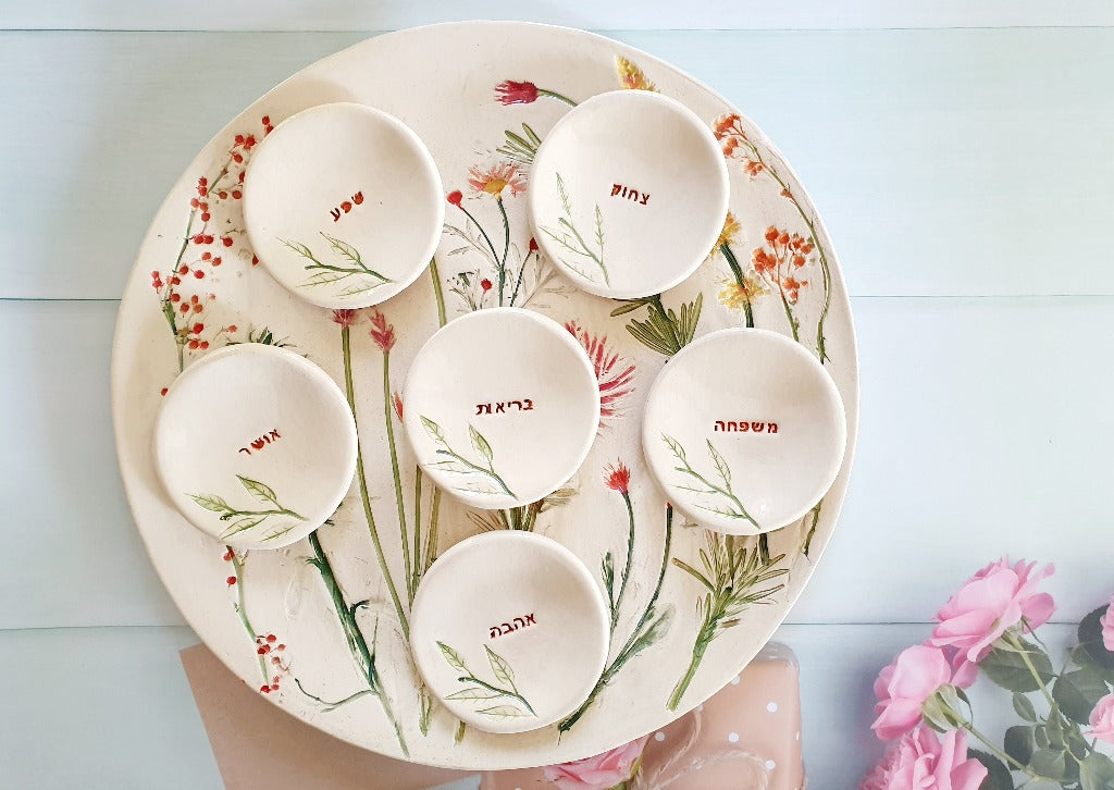 Ceramic floral botanical plate Housewarming gift – Ceramics By Orly