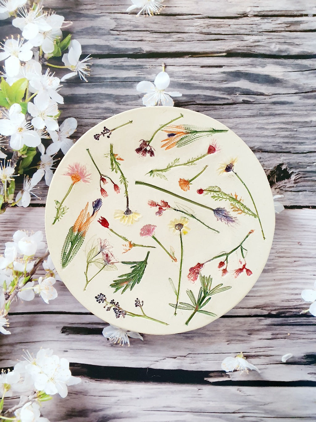 Handmade ceramic floral botanical plate – Ceramics By Orly