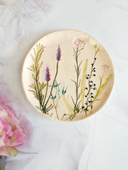 botanical plate with flowers