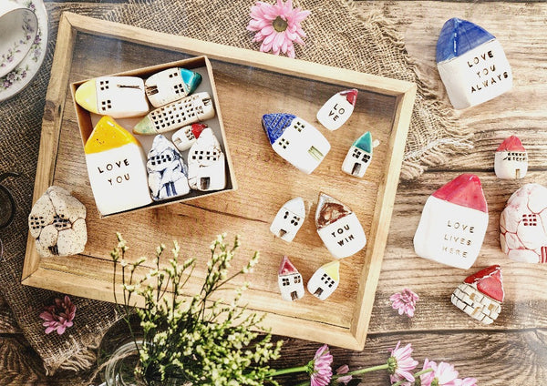 Surprise gift box of ceramic miniature houses