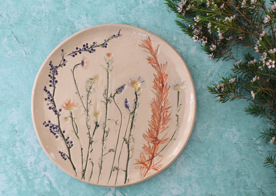 Handmade botanical plate – Ceramics By Orly