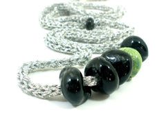 Adjustable crocheted silver black and green necklace - Ceramics By Orly
 - 3