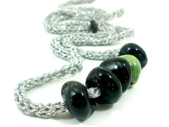 Adjustable crocheted silver black and green necklace - Ceramics By Orly
 - 2