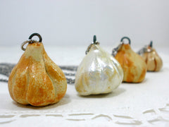 Garlic necklace in a color of your choice - Ceramics By Orly
 - 6