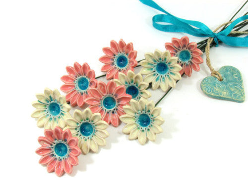 Ceramic flowers in a color of your choice (set of 5)