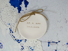 MR & MRS Wedding ring dish with your wedding date - Ceramics By Orly
 - 3