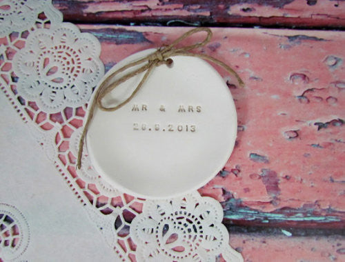 MR & MRS Wedding ring dish with your wedding date