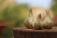 Ceramic decoration – Sculptured garlic for the home and garden - Ceramics By Orly
 - 5