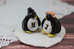 Personalized Wedding cake topper Penguin cake topper Animal cake topper Wedding cake topper Bride and groom - Ceramics By Orly
 - 3