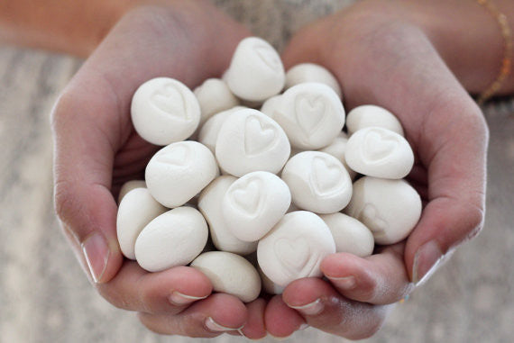 Heart favor Wedding favors Round heart pebbles Bridesmaids gift Shower gift Wedding decoration