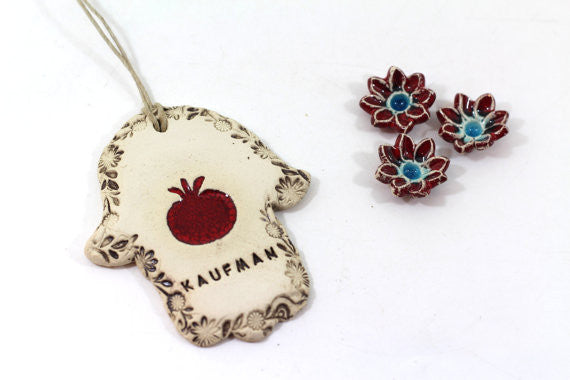 Personalized Ceramic Hamsa decoration Hamsa with a family name Hamsa wall hanging Hamsa 7ed Pomegranate